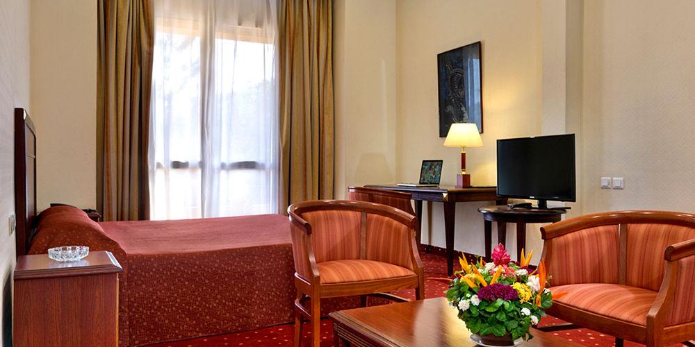 Grand Hotel Bamako Dış mekan fotoğraf