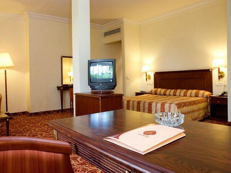 Grand Hotel Bamako Dış mekan fotoğraf