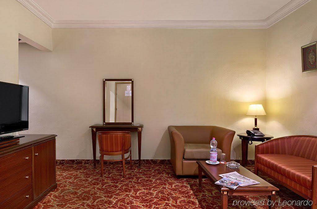 Grand Hotel Bamako Dış mekan fotoğraf