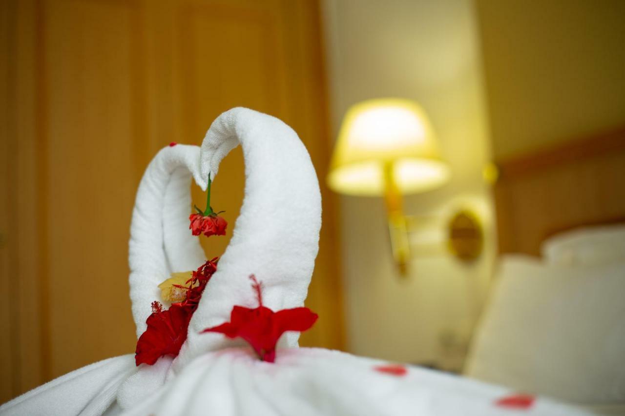 Grand Hotel Bamako Dış mekan fotoğraf